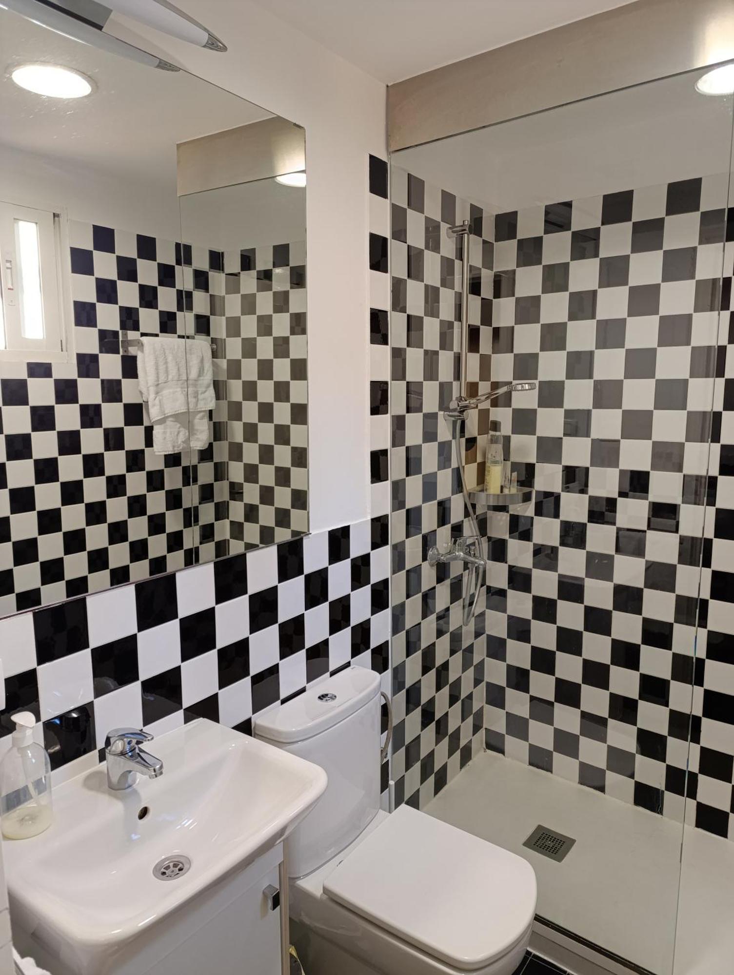 Apartamento En Huertas Мадрид Екстер'єр фото