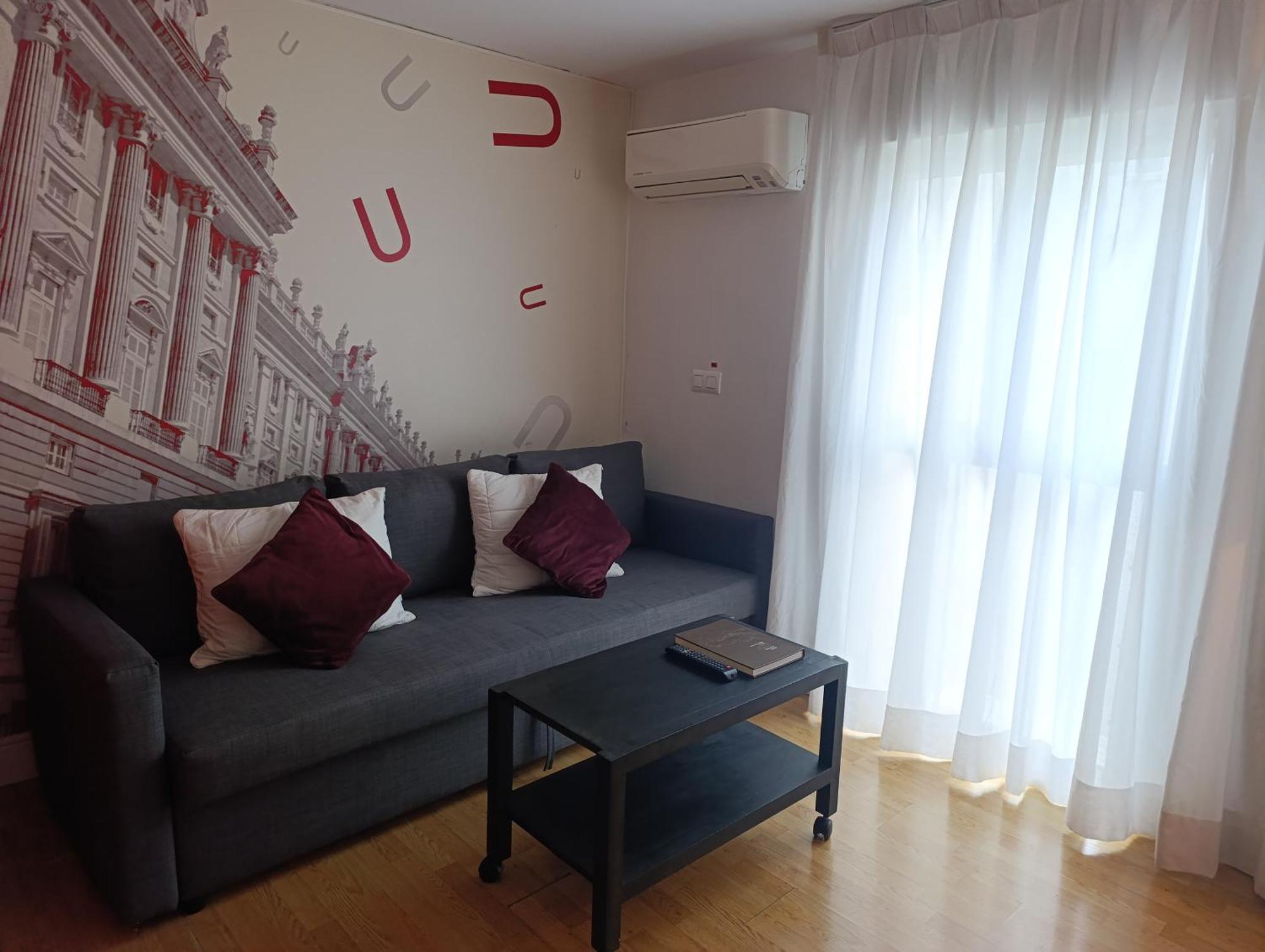 Apartamento En Huertas Мадрид Екстер'єр фото